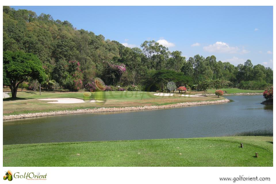 pattaya-golfcourse-Bangpra-International-golf-club-15